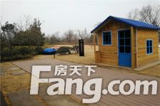 此房南北通风,户型方正,精装。。。。。