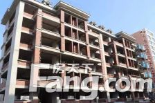 依云小镇4室2厅西