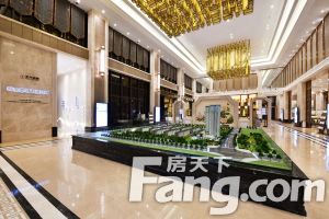 朗基紫境东来 4室2厅 东南