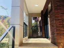 新力合园 南北通透,采光好 中间楼层