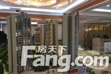 住家精装三室,保养九成新,交通方便