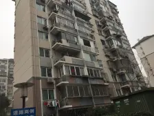 博学TOP精装修三房,飞机户型,中间位置,一梯两户