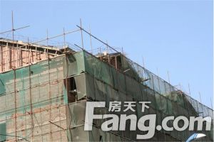 南北户型,国标,交通便利,门前就是公交