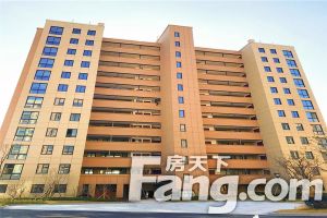 高塘和苑+洋房楼上有200平方露台