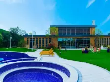 石碣碧桂园精装四房 南北对流双阳台 看花园景观很舒服