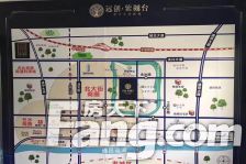 小区中间位置不吵 三大件齐全 独立客餐厅