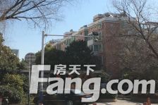 主城区别墅,精装修拎包入住,带南北大花园,格局方正