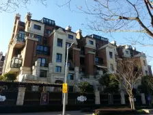 此房满五年 部唯 一,产权清晰,不靠马路,非 常安静