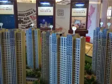 东港70年产权非填海,精装三室,近凯丹和地铁