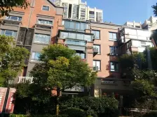 电梯上叠带露台4房2厅2卫南北通透精装修拎包入住