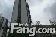 新东关 三室两厅 好户型 小高层 带车位