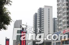 新东关 好户型 中间楼层 2室 毛坯房 解放路人民医院