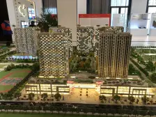 荣盛花语水岸 4室2厅 南