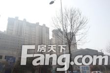 鲁商金悦城四室 精装小高层 三室朝阳 大阳台