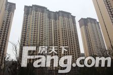 鲁商金悦城 精装 中低楼层 全明户型 看房方便。