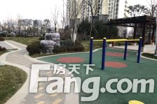 中间楼层,经典2室 毛坯未住 满二 带储藏室