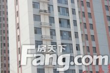 滨湖花园 河景房 毛坯三室 带车位储藏室原价