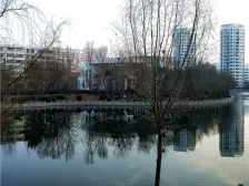 星海湖畔小区 3室3厅 南 北