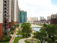 纳帕溪谷湖景精装大四房!高层,南北对流视野更 开阔