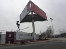 洋房,地上一层,地下层高6米多,带前后院子