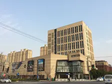 嘉定新城,远香湖一路之隔,2019年的次新小区,环境好品质高