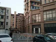 鲁大东校区9层电梯洋房,南北通透格局好,新装修未住