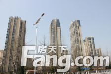 荣盛华府河景大三室改善住宅全天采光