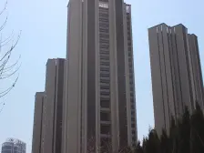 海景好,位置优越、楼下设施齐全,楼层适中