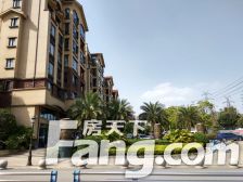 炜岸城一期 4室2厅 南 北