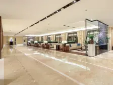 不靠近马路、24小时管家服务、客厅朝南、两房朝南、环境优美、