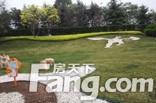 温馨三室,装修很好。通透方正,诚意出手