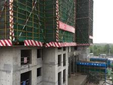 朝南 次新房 带电梯 大两房 近地铁 商品房 动静分离