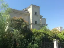 官邸罕见 独栋大花园 精装修400万带电梯 带两个车位