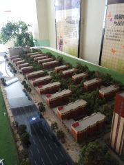 业主急售 亲亲城小区 精装修 2年外房本 拎包入住