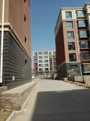 小区宽敞,停车方便,出行方便,人文环境好