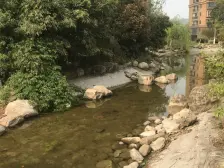 山水国际夷陵万达发展大道毛坯大四房两卫89万边户