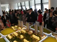 此房带车位,看房方便,业主靠谱稳定,看房呼我