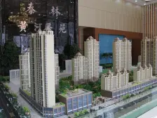 正规三室两厅,地铁2号线地铁口. 2.这边配套齐全