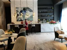 佛山新城恒大业主诚意出售单边位带装修全新未用过