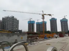 保利央企精装修4房,南北向双阳台,高层江景视野好