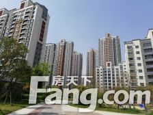 精装修拎包入住看房提前联系。。。