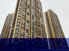 业主诚心出售,房子精装修,视野好