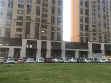 远洋荣域 南北3室全明 精装中层全天视野 近地铁商场