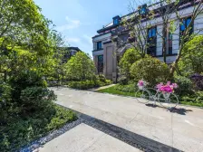 同济边套上叠别墅 大阁楼露台 全明 精装修 次新小区