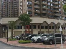 颐龙湾大社区,两梯两户小高层,中高楼层视野开阔!