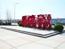 位置好,三室南北通厅通卧,楼层好