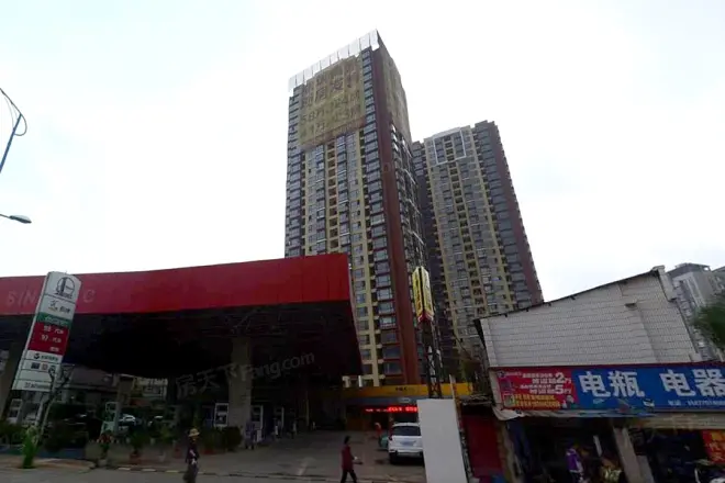 版筑青果实景图