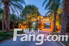 高|端湖景 | 电梯洋房,一线湖景,看房方便!