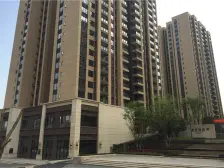 金悦府正规端头三房双卫,户型方正,视野开阔