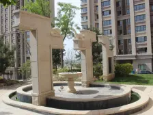 精装修,电梯房,中高楼层,采光好。